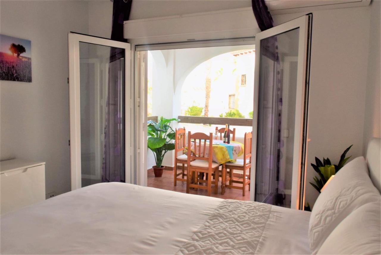 Fabulous 2 Bed 2 Bath Apartment ! Villamartin  Ngoại thất bức ảnh