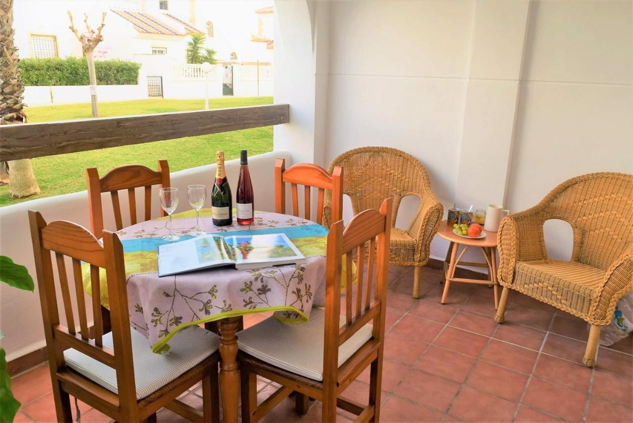 Fabulous 2 Bed 2 Bath Apartment ! Villamartin  Ngoại thất bức ảnh