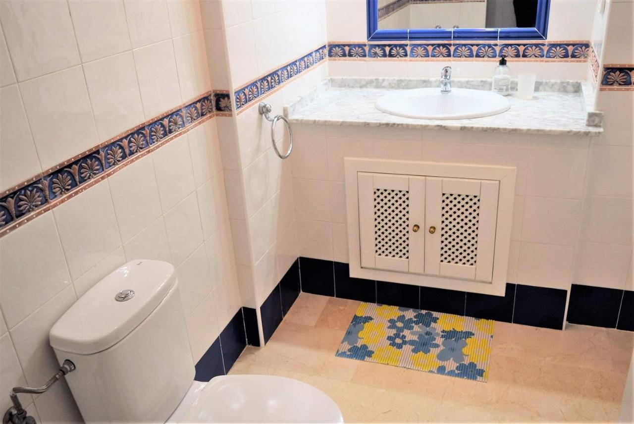 Fabulous 2 Bed 2 Bath Apartment ! Villamartin  Ngoại thất bức ảnh