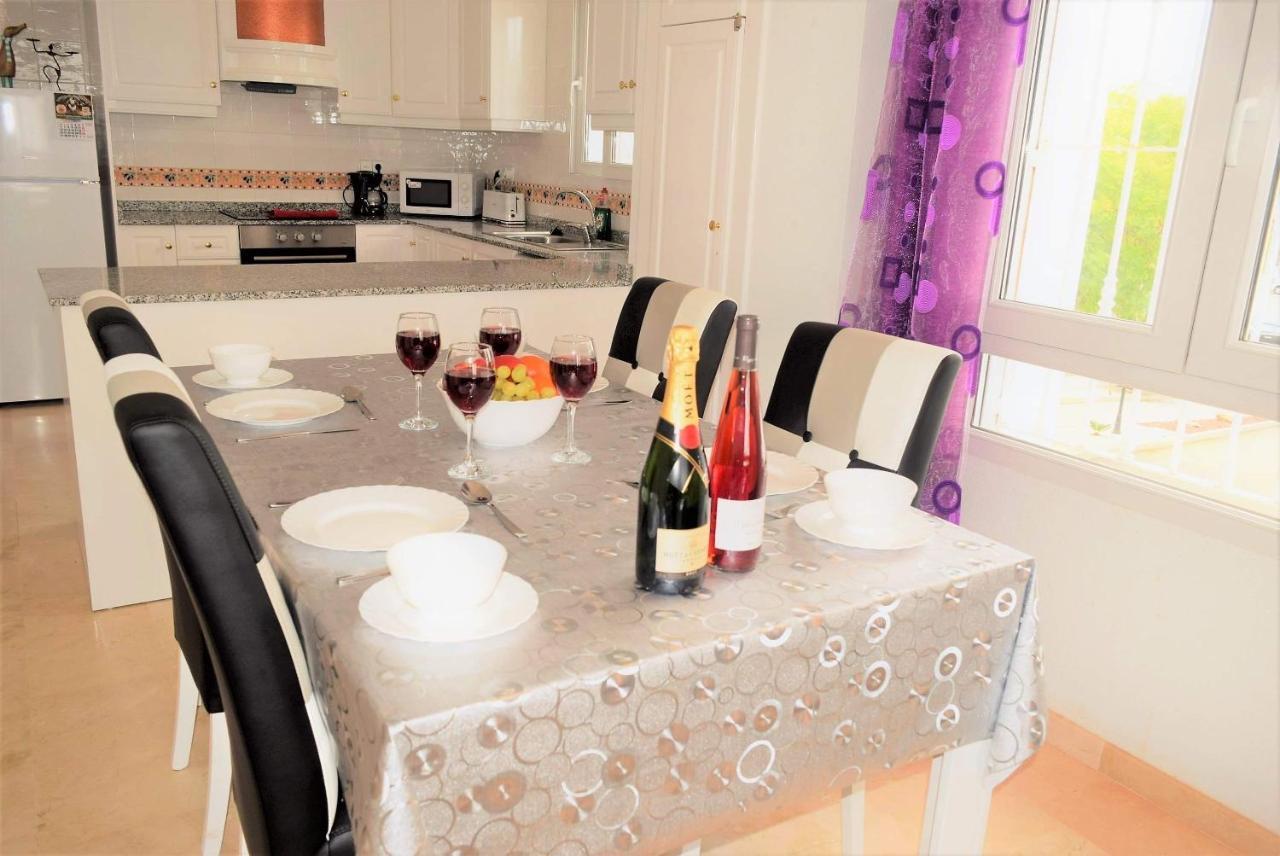 Fabulous 2 Bed 2 Bath Apartment ! Villamartin  Ngoại thất bức ảnh