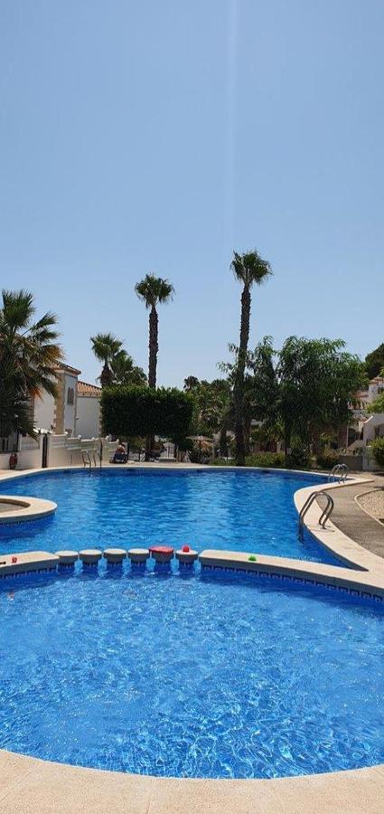 Fabulous 2 Bed 2 Bath Apartment ! Villamartin  Ngoại thất bức ảnh